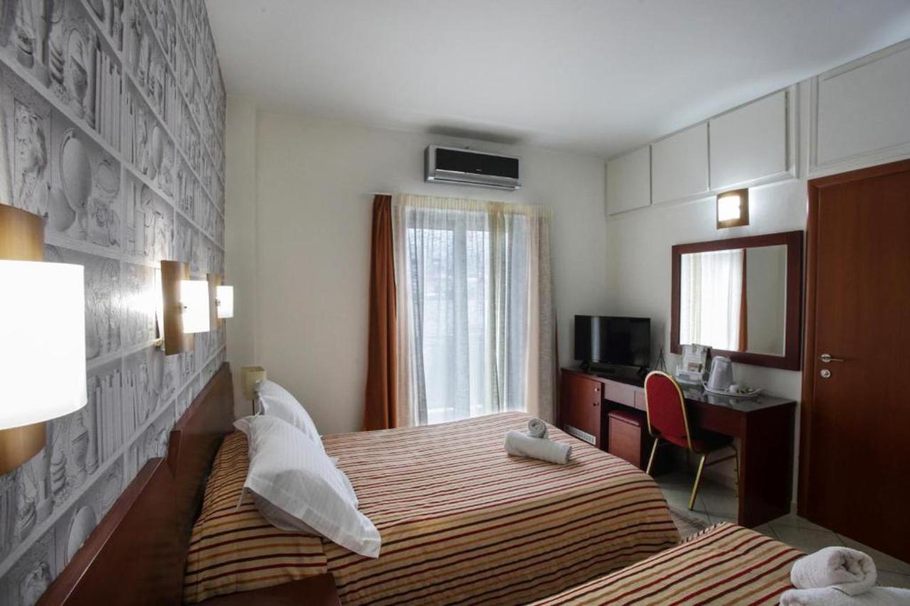 City Life Hotel Heraklion  Bagian luar foto