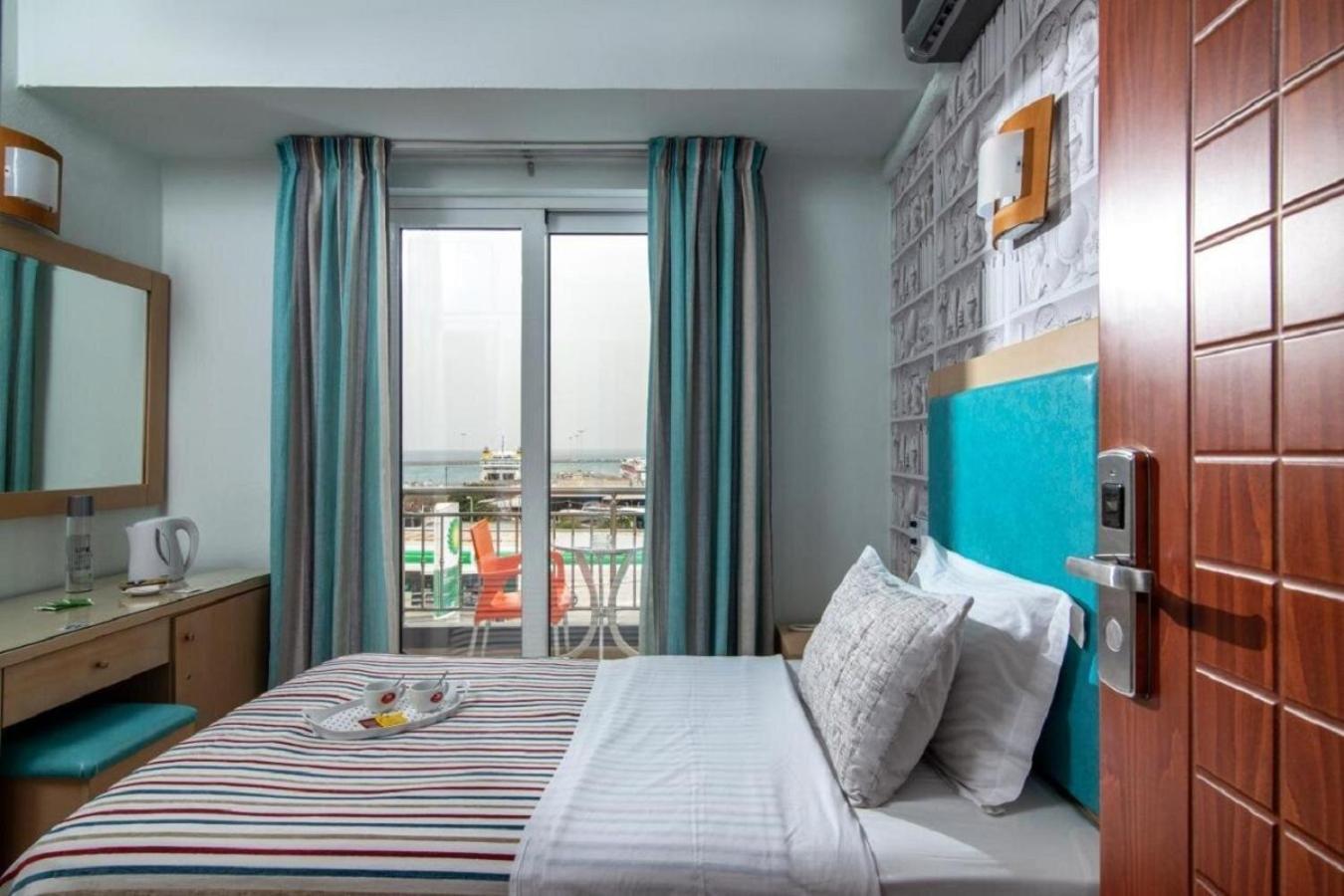 City Life Hotel Heraklion  Bagian luar foto