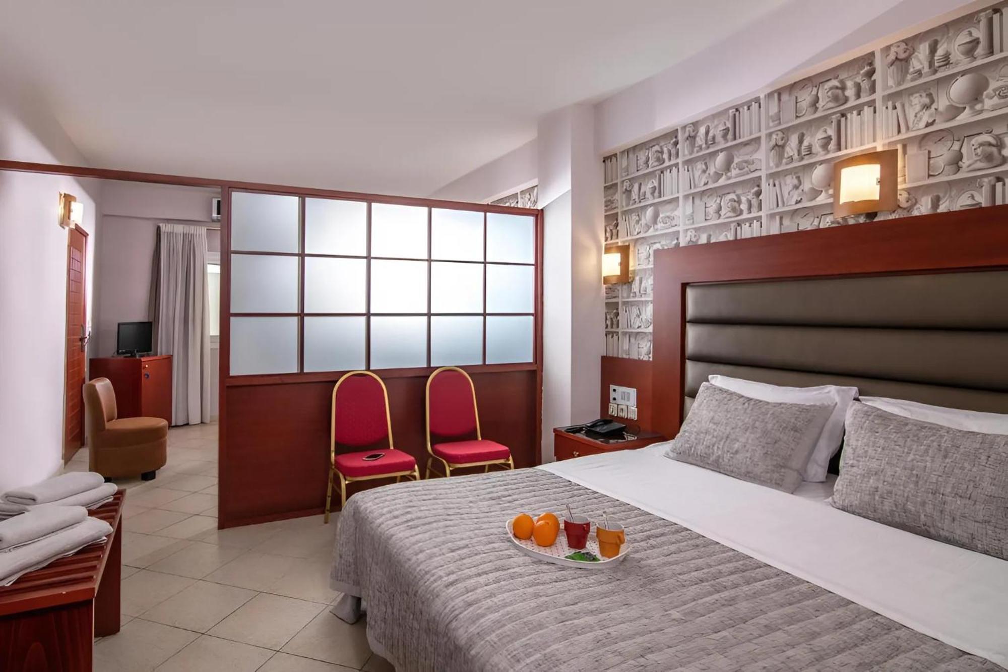 City Life Hotel Heraklion  Bagian luar foto