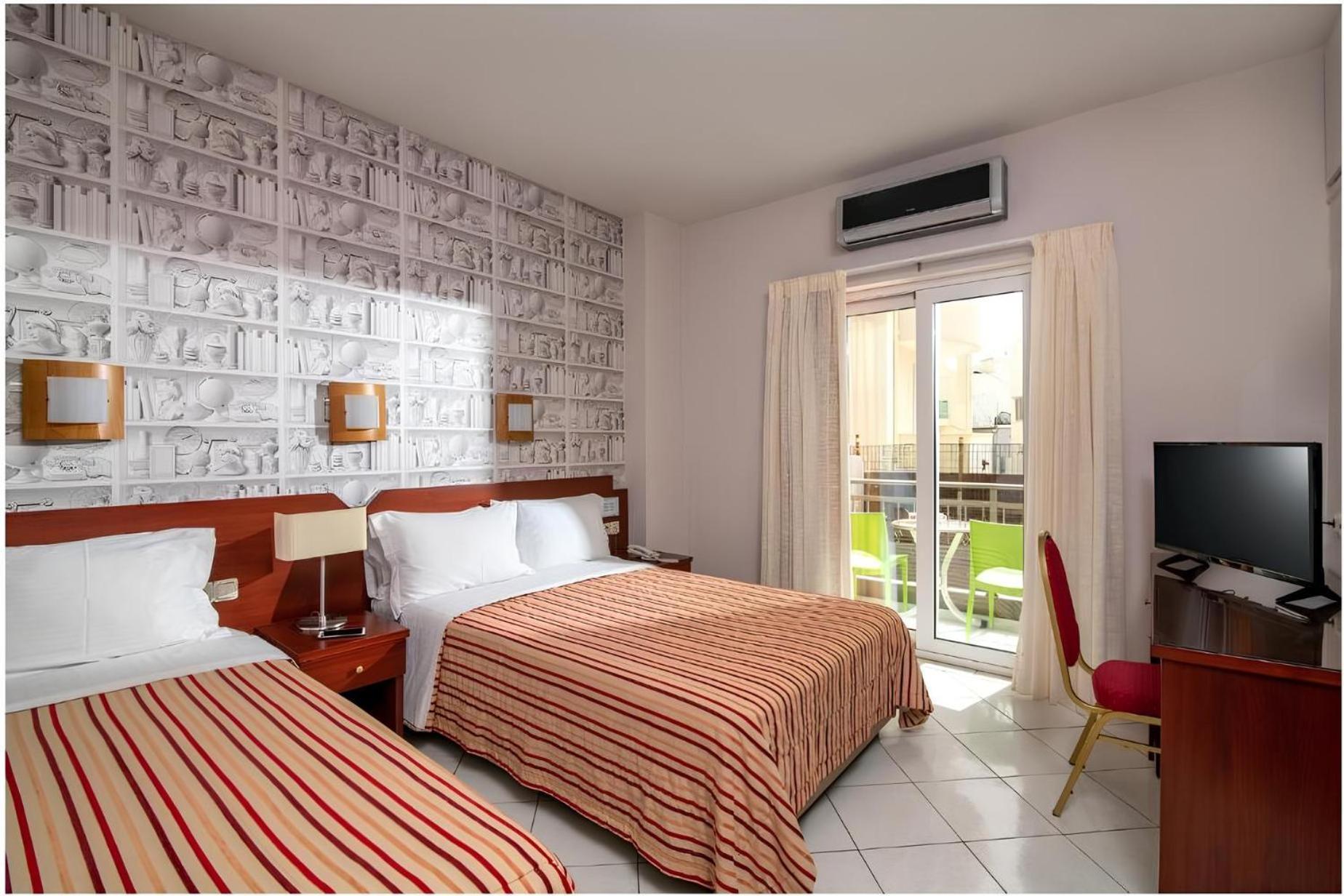 City Life Hotel Heraklion  Bagian luar foto