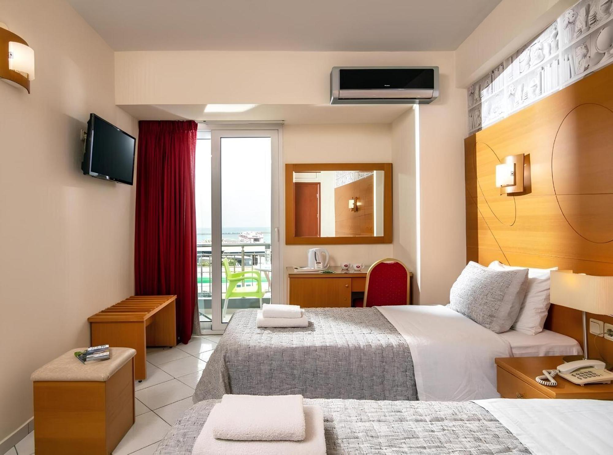 City Life Hotel Heraklion  Bagian luar foto