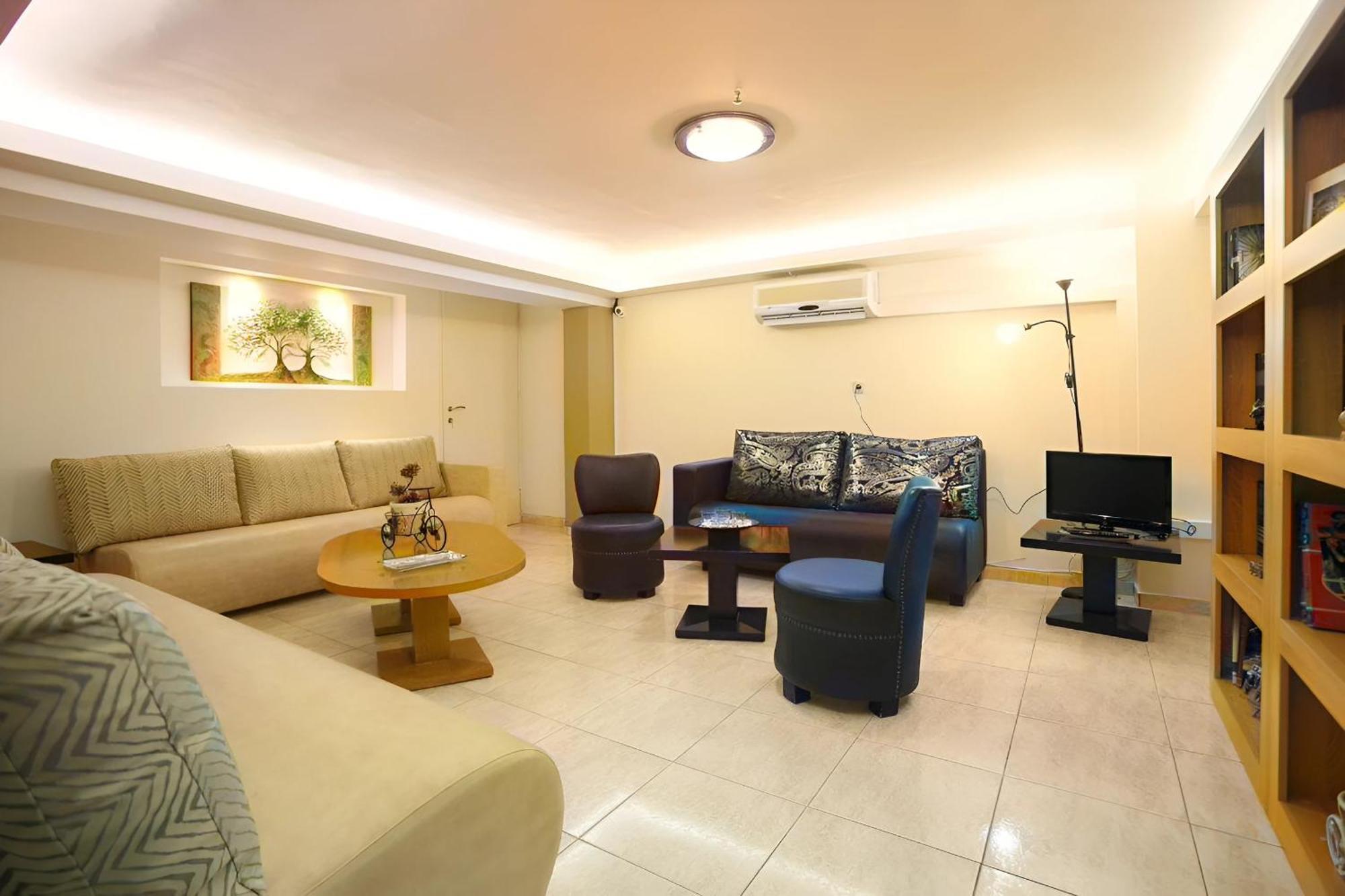 City Life Hotel Heraklion  Bagian luar foto