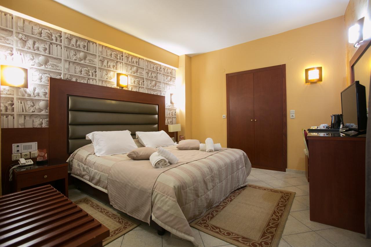 City Life Hotel Heraklion  Bagian luar foto
