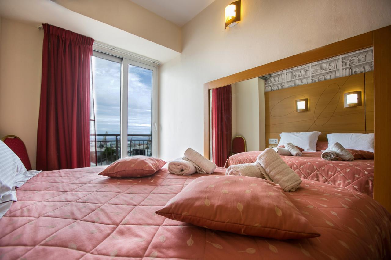 City Life Hotel Heraklion  Bagian luar foto