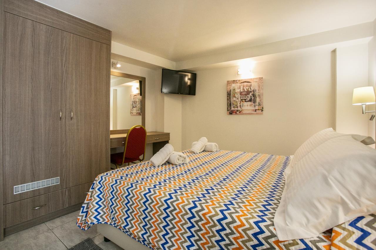 City Life Hotel Heraklion  Bagian luar foto