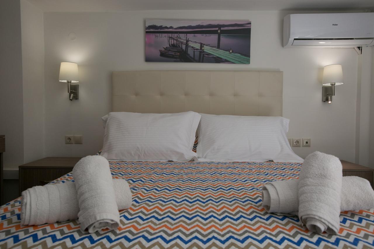 City Life Hotel Heraklion  Bagian luar foto
