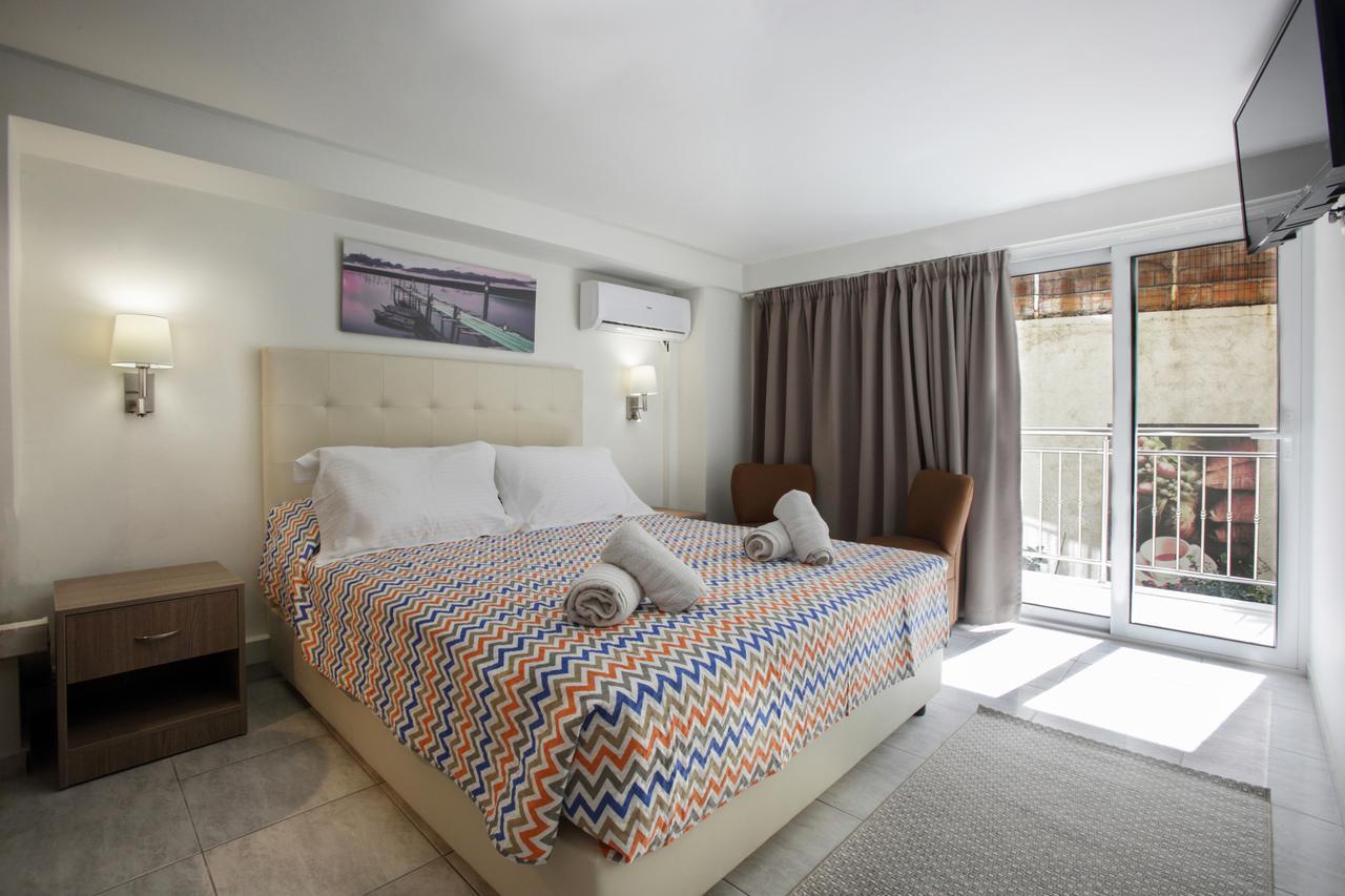 City Life Hotel Heraklion  Bagian luar foto